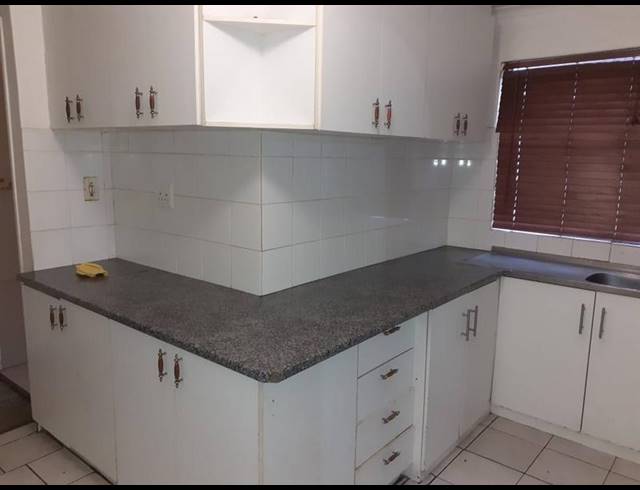 3 BEDROOM HOUSE FOR SALE IN PORTLANDS